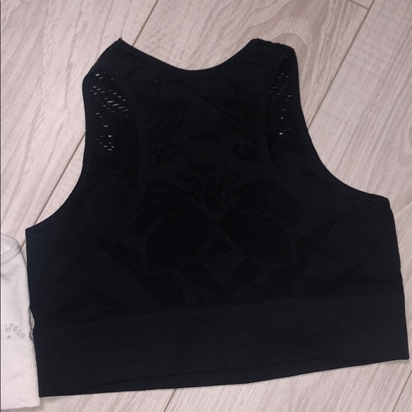 Set of sports bra - Picture 8 of 12